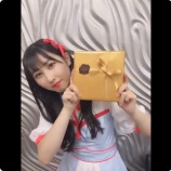 『[イコラブ] 山本杏奈「頂いたGODIVAのチョコレート🍫何歳になったんですか？→21歳です！！！！！ 」「声→はなまる💮💗」【=LOVE(イコールラブ)】』の画像