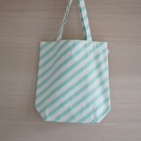 『今日の断捨離　ある日似合わないと感じた綿のトートバッグ』の画像