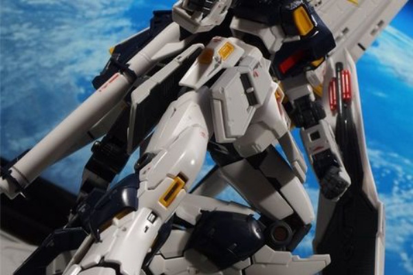 クローゼットの中のおもちゃ箱 - RG 1/144 逆襲のシャア RX-93 νガンダム