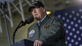トランプ、北朝鮮との戦争辞さぬ構え…「大勢が死ぬ」