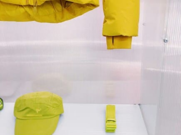 【悲報】ワイ「ダウンジャケット買うか！どれどれ値段は…？」←これ