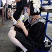 【動画】トー横女子vsギャル、パンツ丸出し大喧嘩ｗｗｗｗｗｗｗ