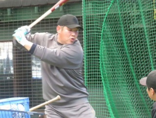 中村剛也、狙え二桁本塁打からの来季も現役！