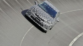 トヨタ、水素自動車を2015年発売へ…水素1回注入で650キロ走行