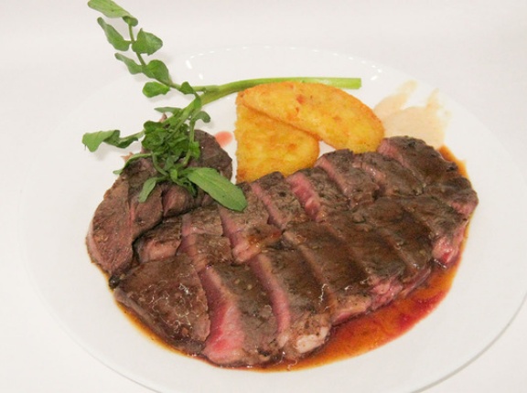 「居酒屋・トラットリア Do it」の『ステーキ』（大和市西鶴間）【やまとぴ定番グルメ】