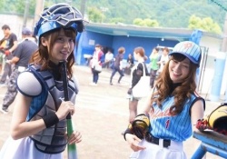 【乃木坂46】二の腕が・・・ノースリーブのユニフォーム来てる女の子ってセクシーに見えんか？？？