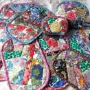 定番ポーチ製作中