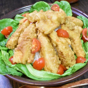 衣が大事♪フライドチキン丼
