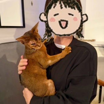 わか坊とりすたん、お友達に抱っこされる！