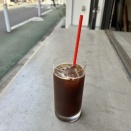 縁側でアイスコーヒー