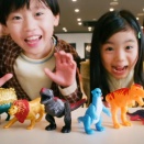 ▼　アニア キングダム　ハッピーセット　CM　鈴木悠（はる）くん　赤坂きみひこくん　井上進士郎（しんじろう）くん　有田麗未（つぐみ）ちゃん　マクドナルド　2025年11月　▼