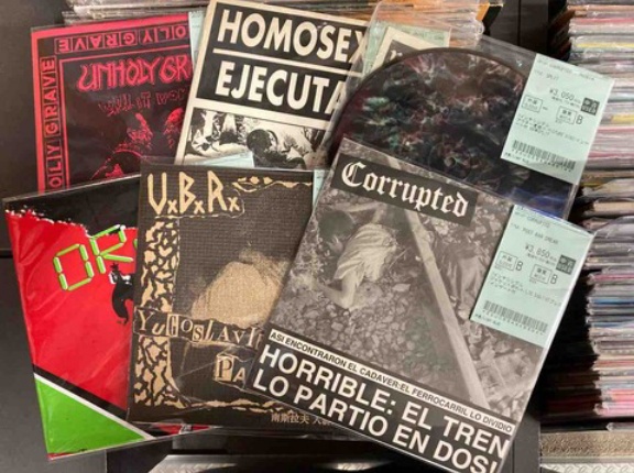 西日本のハードコア多めで中古EPが入荷だで！