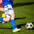 サッカー日本代表の負の連鎖止まらず、三笘薫が負傷交代…肉離れか、W杯出場に暗雲