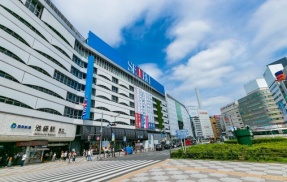 【悲報】 池袋ヨドバシカメラ、5日連続で脱糞テロが目撃される　マジの異常事態に