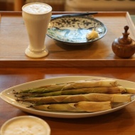 【旬の山菜】山の朝の味！＆どんどん数が増えて気付けば人の輪がゆっくり広がる！