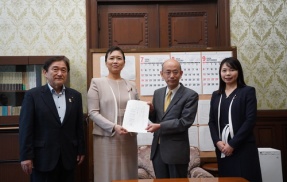 【ポリコレ利権】国民民主党　日本共産党もびっくりの表現規制法案を提出　小説家・知念実希人さん「名探偵コナン等やミステリーホラー全て規制可能」