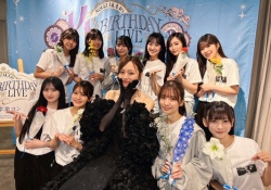 【緊急】梅澤の5期との集合写真、岡本姫奈が省かれる(ガチ)