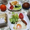 キジ　～サンドイッチの朝ご飯、助六と鉄火巻きの晩ご飯～