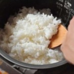 Twitter民…米の炊き方も知らない……