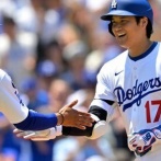 【動画】大谷翔平さん、サヨナラ打のフリーマンよりもベッツへのケアを優先してしまう
