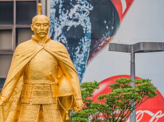 後継者になれなかった信長の兄・織田信広は、なぜ謀反後も重用されたのか？！