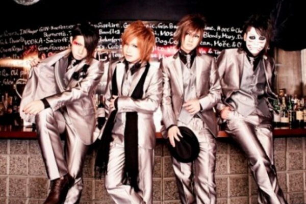 v系たぬき速報 ホモ