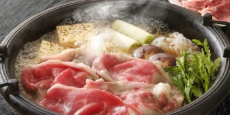 【衝撃】帰省したら、両親がぎこちない。→喧嘩でもしてるのかと思っていたら、すき焼きを食いながら親父がカミングアウトした。→