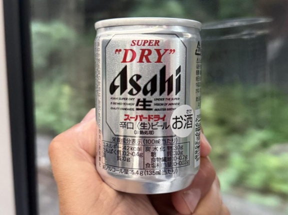 外国人「日本でこんなに小さな缶ビールが売られてたよ！」