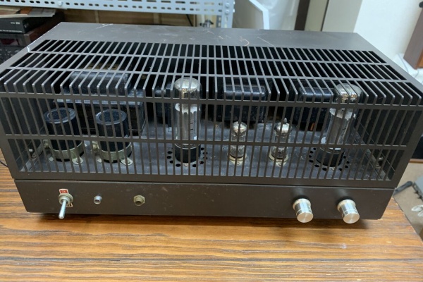 vintageJoin 鉄と木のスピーカー、アンプセット 飾って楽しい・聴いて