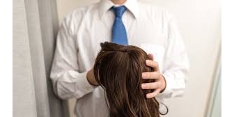 兄が実家に彼女を連れてきたとき、母が結婚はまだ早いとかグチグチ言い出した。それを兄にチクったら、兄からまさかなカミングアウトが…w