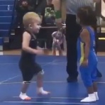 QQQ(海外の反応)