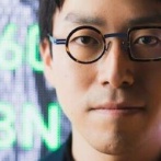 【絶望】成田悠輔さん、不都合な真実を語る「円安・物価高はどうにもならない。実は政府も○○するために物価高で日本人が苦しんでゆでガエルになることを望んでいるので」