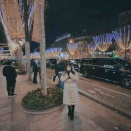 クリスマスイヴのパリに来ています。