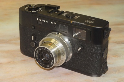 Lマウント industar-22 50mm F3.5 美品】FED Industar-22 (インダスター) 50mm f/3.5 沈胴 [L