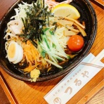 男の昼ごはん