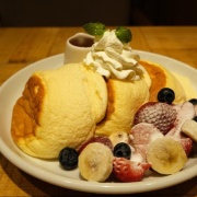 【福岡 博多】オリジナルパンケーキハウス　ミックスフルーツパンケーキ