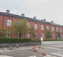 ついに建築工事が今秋完了！石川県金沢市玉川町にある『金沢市立玉川図書館』が先行開館するらしい。12月18日。臨時まちなか図書室『長町図書室』は10月31日をもって閉室。