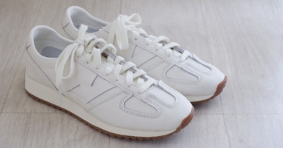 きれいめにも合う白スニーカー｜ニューバランス471を選びました