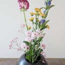 ランラン玄関の生け花NO.386　坂戸整体院ランラン
