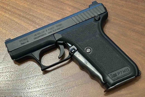 気ままにエアガンレビュー - MGC