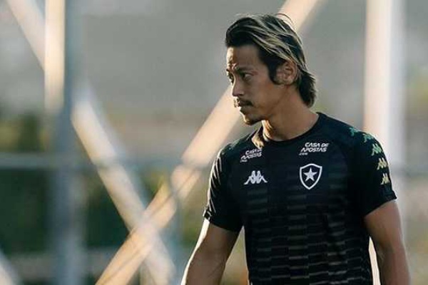 朗報 本田圭佑さん 34歳にしてサッカーがチームプレイだと認識 サッカータイム