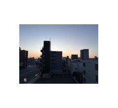 午前４時４０分日の出