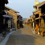 昭和日本さん「伝統建築捨ててコンクリ建物作りまくるンゴオオオオ」←なんでこんなバカなんやろな