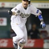 小谷野栄一（37）.233  1本 15打点 OPS.604 UZR-3.7 WAR-0.8 	