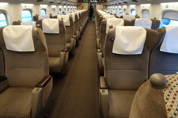 けれど空は青 日本全国鉄道旅行記ブログ グリーン車