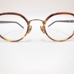 サングラスとメガネのプロショップ