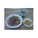 今日の給食　　　給食室