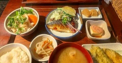 京町屋のおばあちゃん家に来たような★ここら屋さんでランチ
