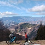 　中華カーボン２９er /ダイナソートレイルツアー/お問い合わせはＰＣ版メッセージ機能よりお願いします