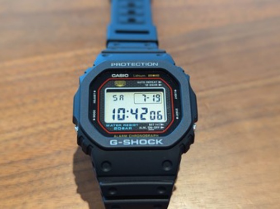 「DW-5000R」が他のG-SHOCKより”精度がいい”という噂…。我が個体は月差＋２秒。アンケート結果あり！